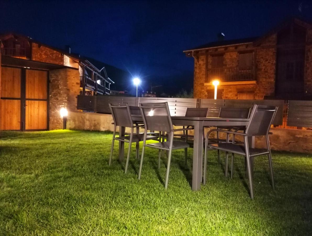 Apartament "Enclau" Turismo Rural Cal Rialla Llivia Exterior foto